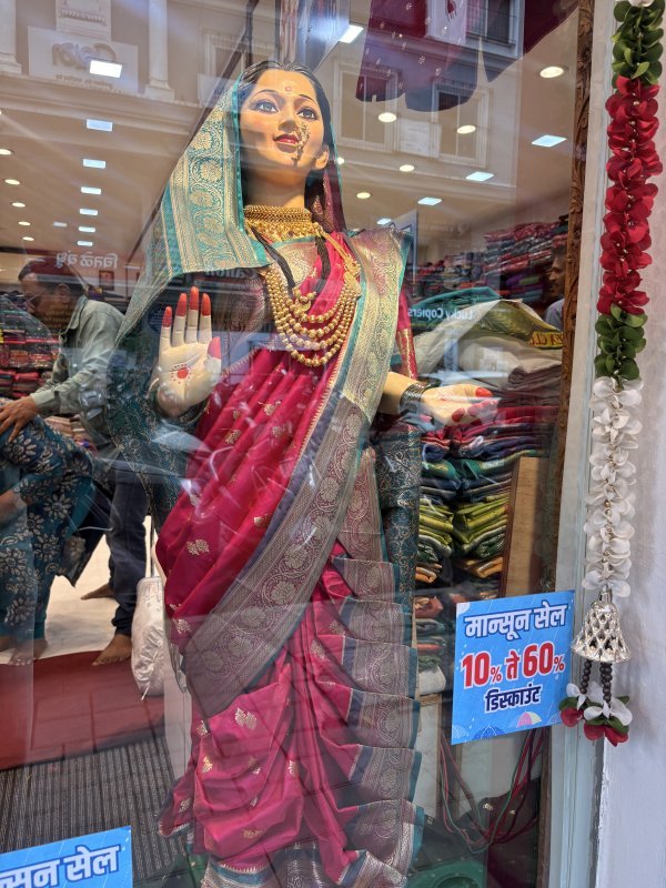 Shahi Maharani Silk and Sarees